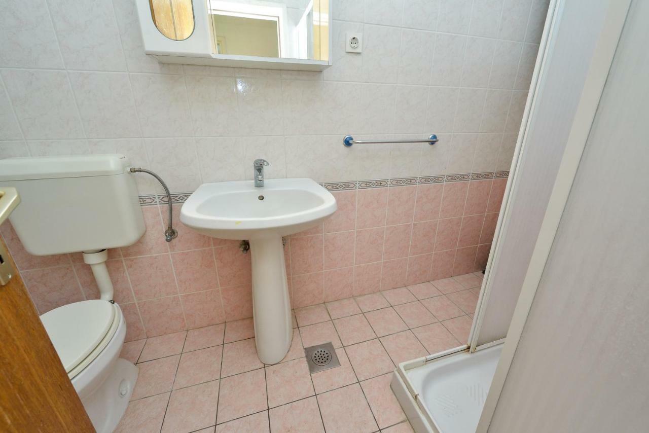 Apartments Ana 佩特坎内 外观 照片